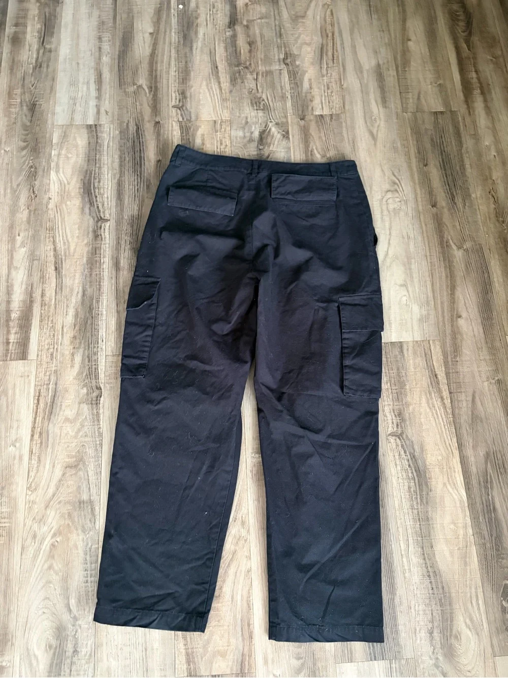 ALO Yoga Men's Cargo Ripstop Trouser Loose Straight Leg Fit